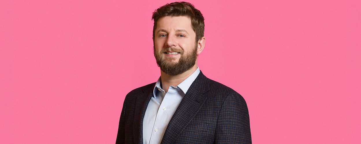 Make a Statement with a Bold Colour Backdrop