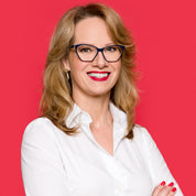 Book a Corporate Headshot in Toronto