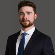 Book a Corporate Headshot in Toronto