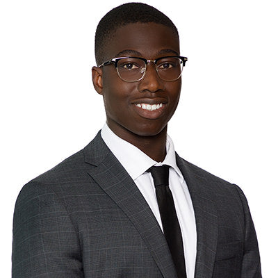 Professional LinkedIn headshot by BusinessPortraits.ca